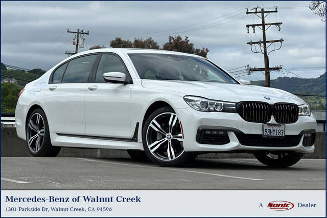 2019 BMW 7 Series 740i RWD photo