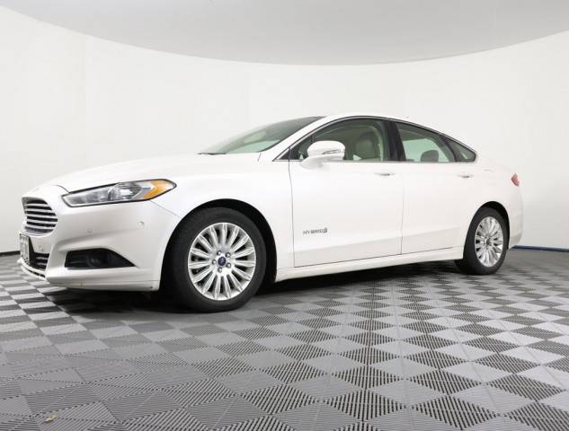 2015 Ford Fusion SE Hybrid FWD photo