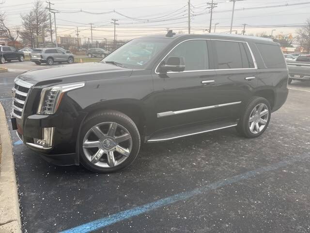 2019 Cadillac Escalade Luxury 4WD photo