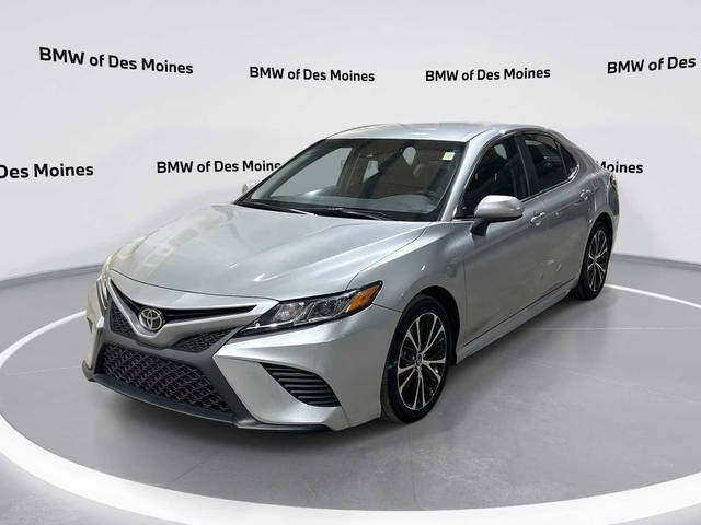 2018 Toyota Camry SE FWD photo
