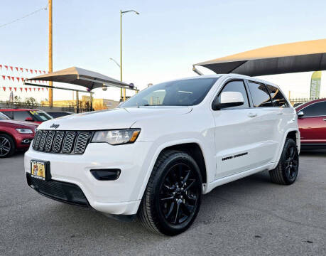 2019 Jeep Grand Cherokee Altitude RWD photo