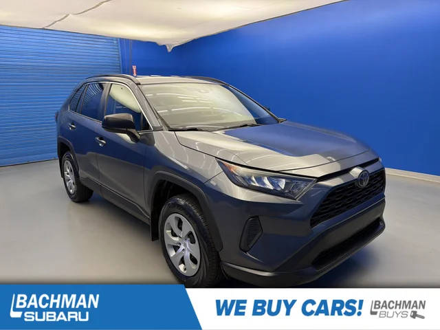 2019 Toyota RAV4 LE FWD photo