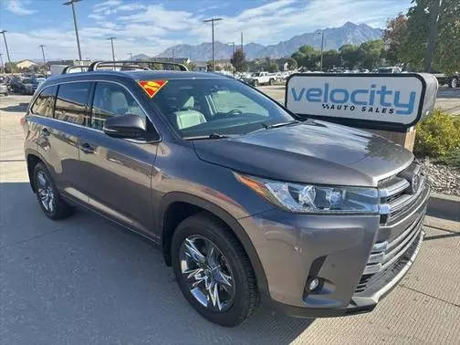 2019 Toyota Highlander Limited Platinum AWD photo