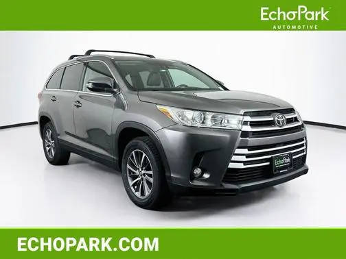 2019 Toyota Highlander XLE FWD photo