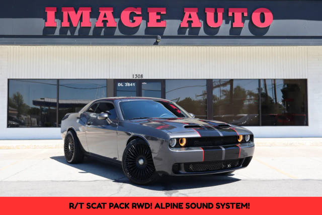2019 Dodge Challenger R/T Scat Pack RWD photo