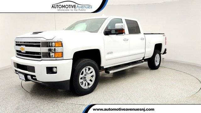 2019 Chevrolet Silverado 3500HD High Country 4WD photo