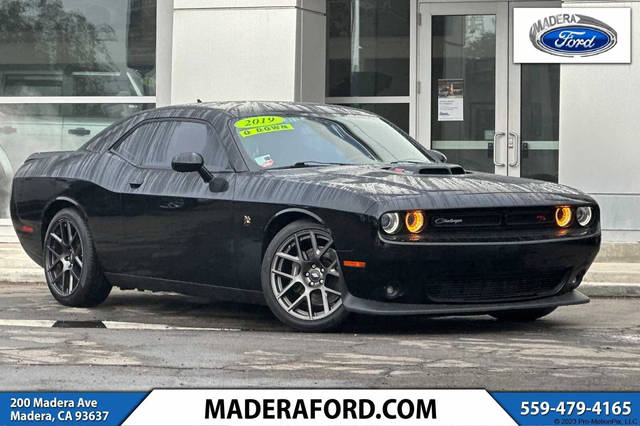 2019 Dodge Challenger R/T Scat Pack RWD photo