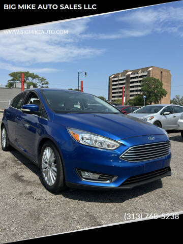 2018 Ford Focus Titanium FWD photo