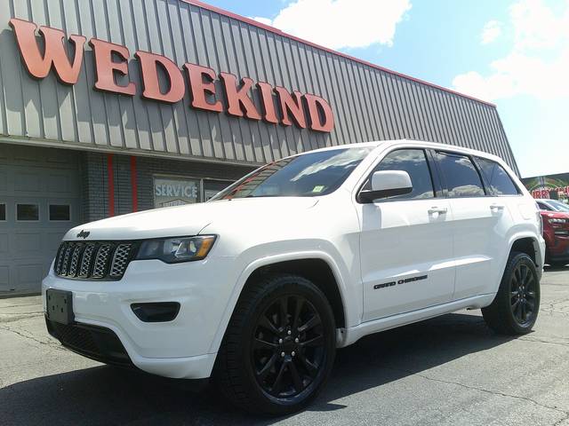 2019 Jeep Grand Cherokee Altitude 4WD photo
