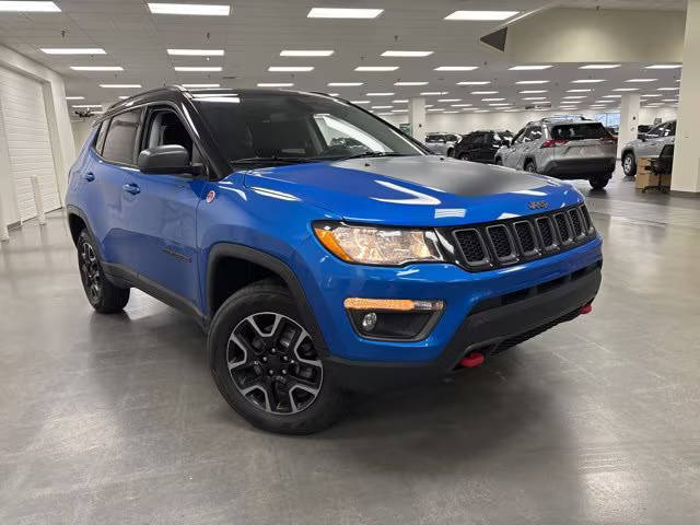 2019 Jeep Compass Trailhawk 4WD photo