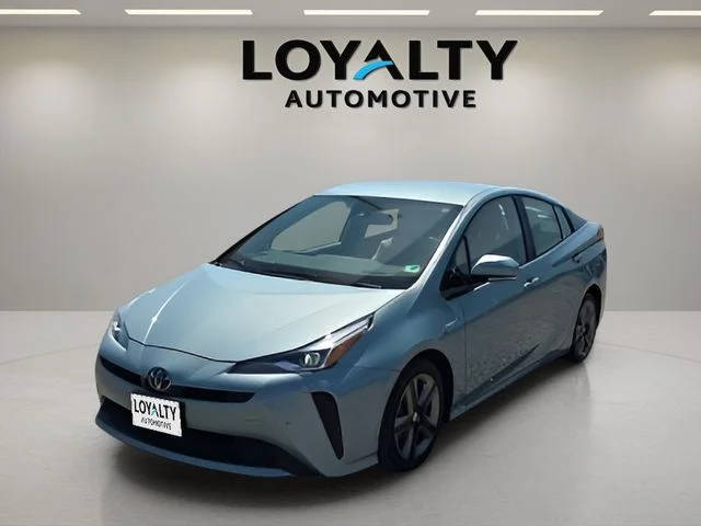 2019 Toyota Prius Limited FWD photo