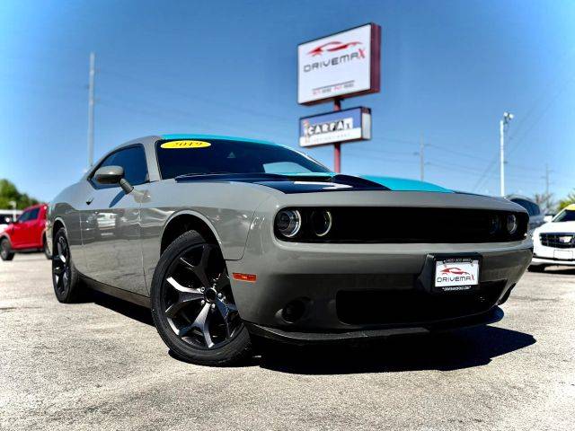 2019 Dodge Challenger SXT RWD photo