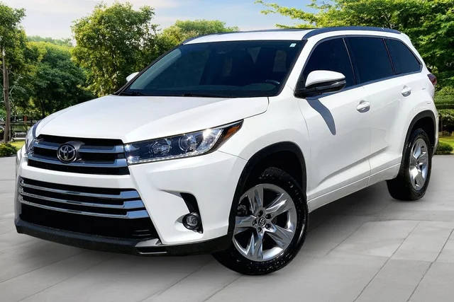 2019 Toyota Highlander Limited FWD photo