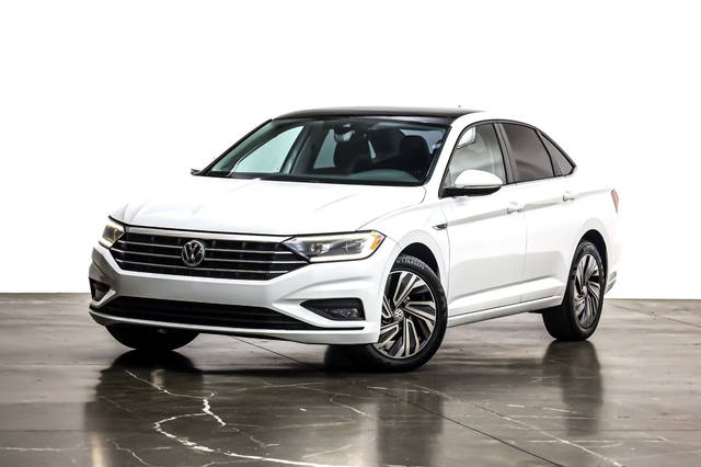 2019 Volkswagen Jetta SEL Premium FWD photo