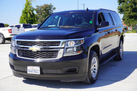 2018 Chevrolet Suburban LT RWD photo