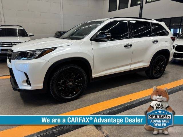 2019 Toyota Highlander SE FWD photo