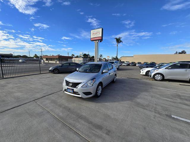 2019 Nissan Versa S Plus FWD photo