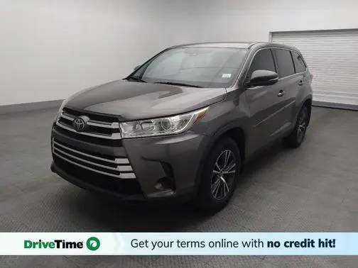2019 Toyota Highlander LE FWD photo