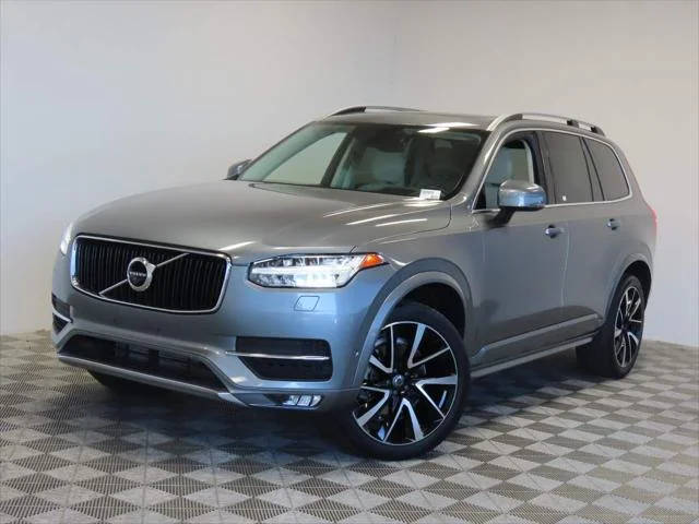 2019 Volvo XC90 Momentum AWD photo