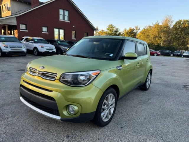 2018 Kia Soul + FWD photo