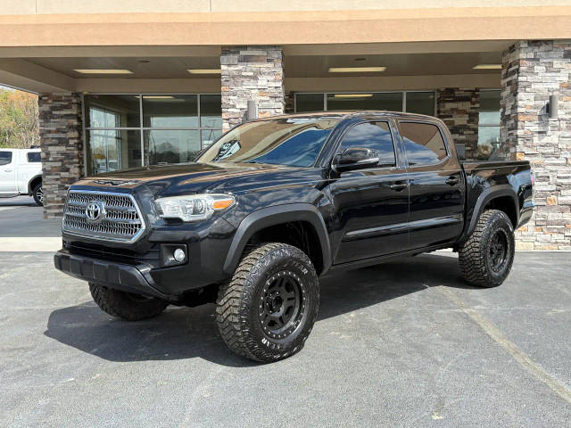 2017 Toyota Tacoma TRD Off Road RWD photo