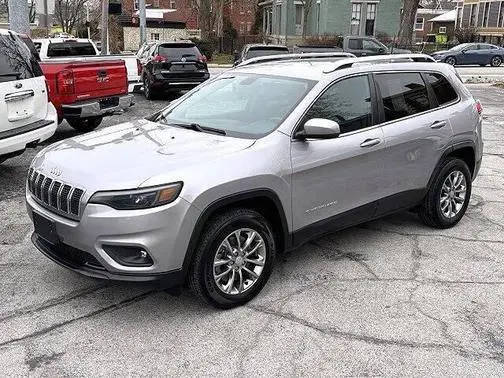 2019 Jeep Cherokee Latitude Plus 4WD photo