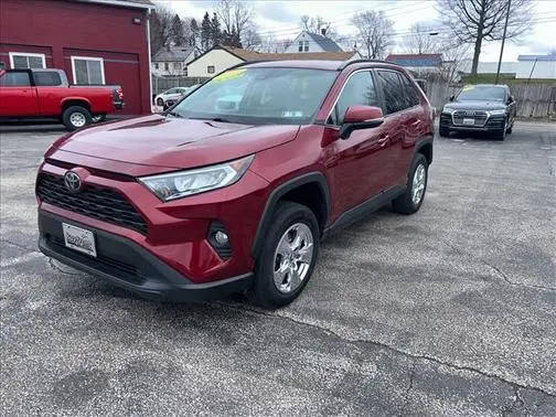 2019 Toyota RAV4 XLE AWD photo