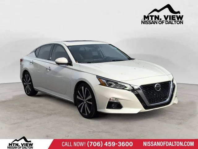 2019 Nissan Altima 2.0 Platinum FWD photo