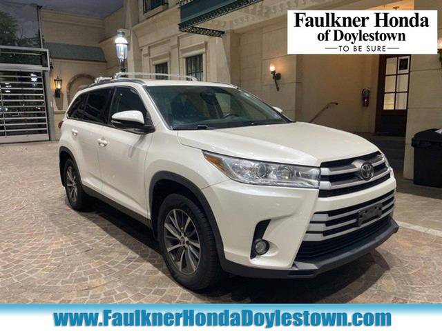 2019 Toyota Highlander XLE AWD photo