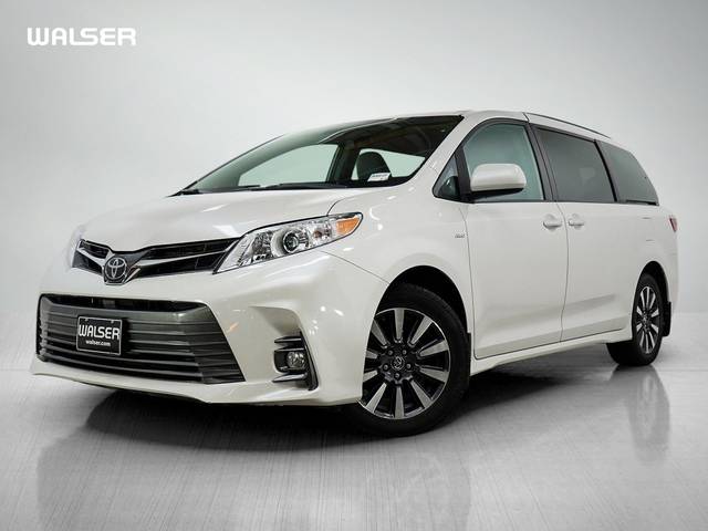 2019 Toyota Sienna XLE AWD photo