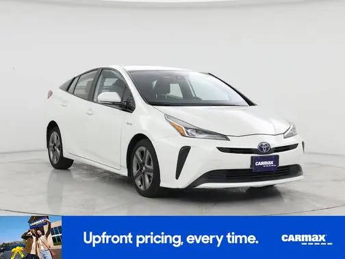 2019 Toyota Prius XLE FWD photo