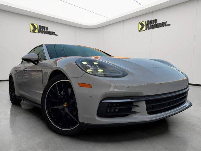 2018 Porsche Panamera 4S AWD photo
