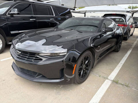 2019 Chevrolet Camaro 1LT RWD photo