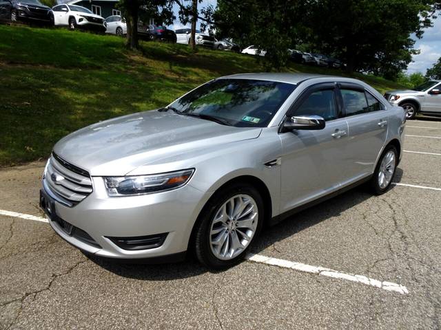 2017 Ford Taurus Limited FWD photo