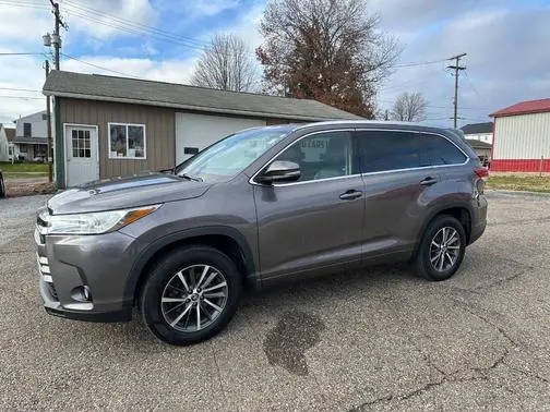 2018 Toyota Highlander XLE FWD photo