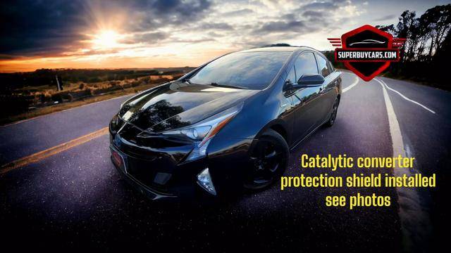 2016 Toyota Prius Four Touring FWD photo