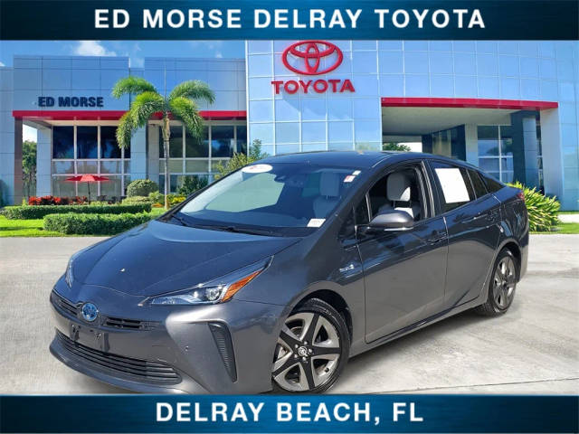 2019 Toyota Prius Limited FWD photo