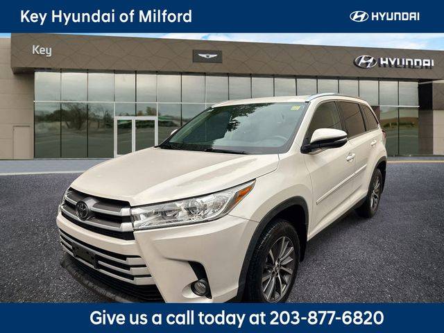 2019 Toyota Highlander XLE AWD photo