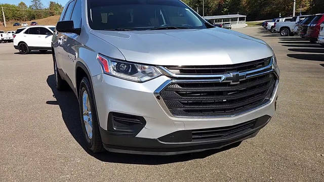 2019 Chevrolet Traverse LS AWD photo