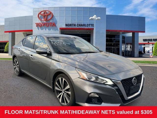 2019 Nissan Altima 2.5 Platinum AWD photo