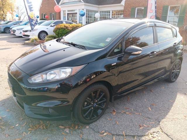 2019 Ford Fiesta ST Line FWD photo