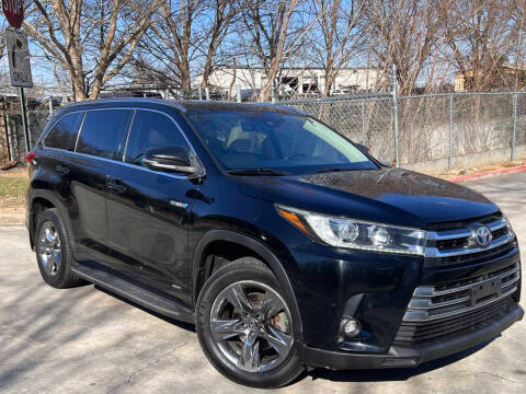 2019 Toyota Highlander Hybrid Limited Platinum AWD photo