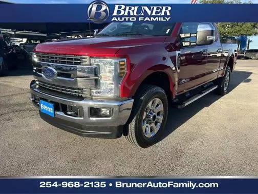 2019 Ford F-250 Super Duty LARIAT 4WD photo