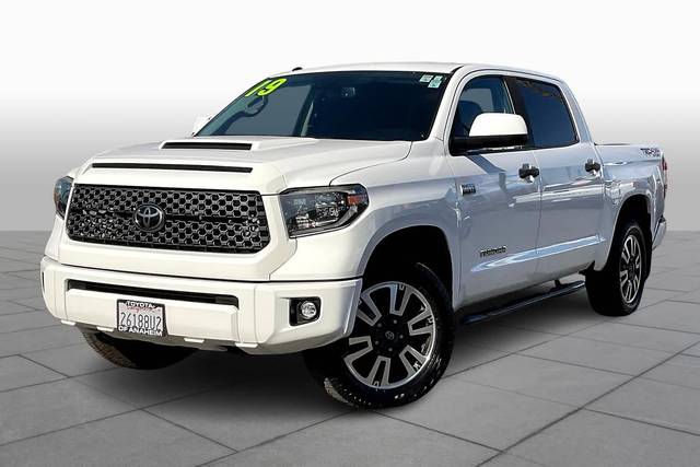 2019 Toyota Tundra SR5 4WD photo