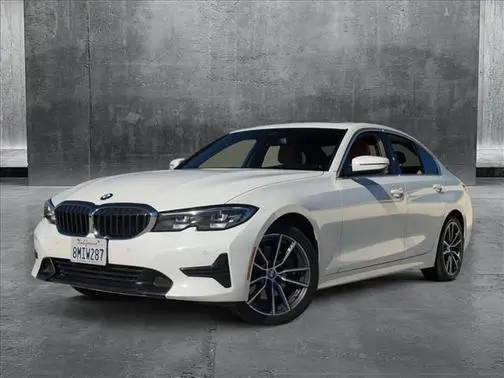 2019 BMW 3 Series 330i RWD photo