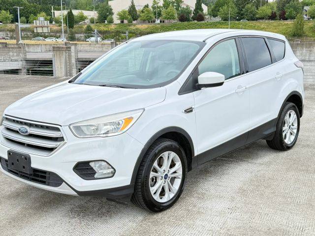 2017 Ford Escape SE 4WD photo