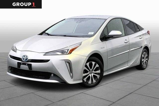 2019 Toyota Prius XLE AWD photo
