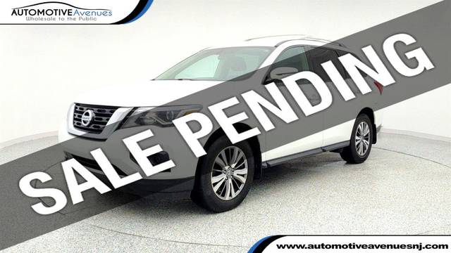 2019 Nissan Pathfinder S 4WD photo