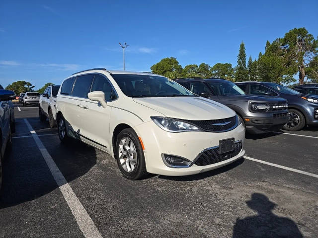 2019 Chrysler Pacifica Minivan Touring L Plus FWD photo