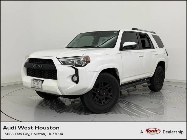 2019 Toyota 4Runner SR5 RWD photo